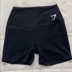 GYMSHARK TRAINING SHORTS